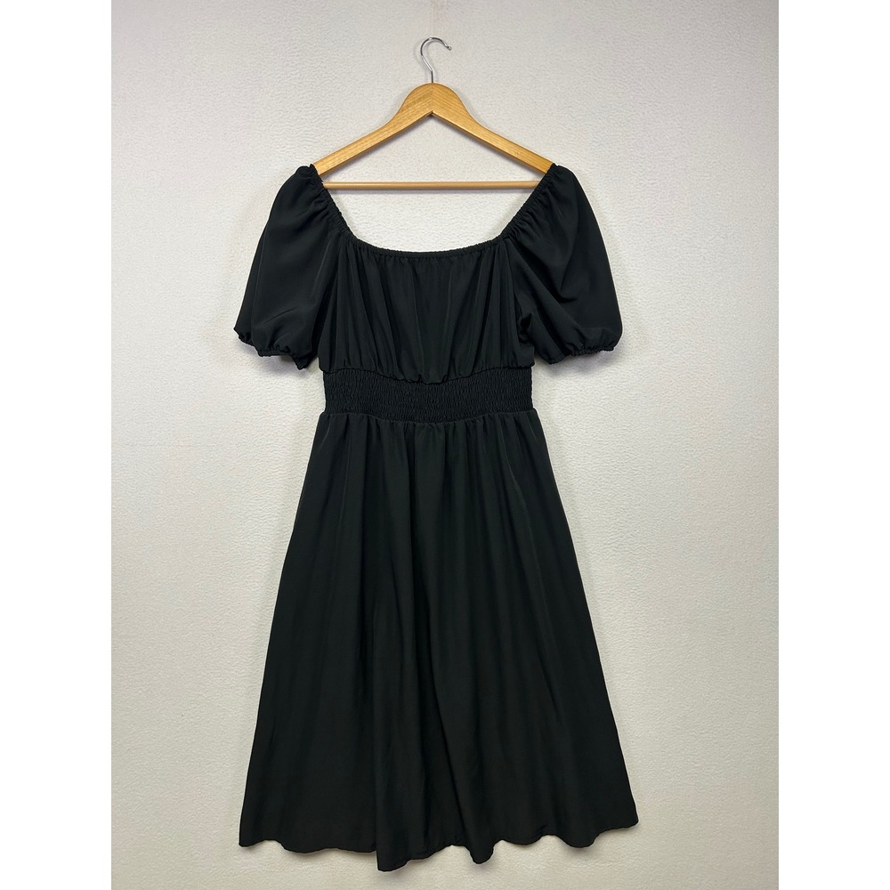 Cottagecore Goth SHEIN Women Large Black Smocked Puff Sleeve Fit and Flare Dress